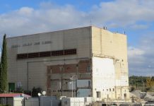 Poco queda ya de la que fue la primera central nuclear de España, inaugurada por Franco en 1968.