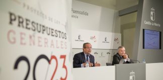 Presentación de los presupuestos de Castilla-La Mancha para 2023, el 13 de octubre de 2022.