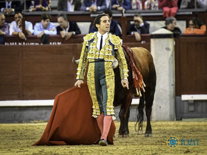 Juan Ortega cuajó una gran faena al quinto de la tarde en Las Ventas el 7 de octubre de 2022. (Foto: Plaza 1)