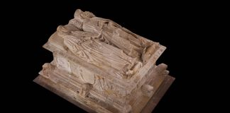 Una de las sorprendentes perspectivas que se pueden conseguir con el 3D del sepulcro de los padres del Doncel de Sigüenza. (Foto: GDH / La Crónic@)