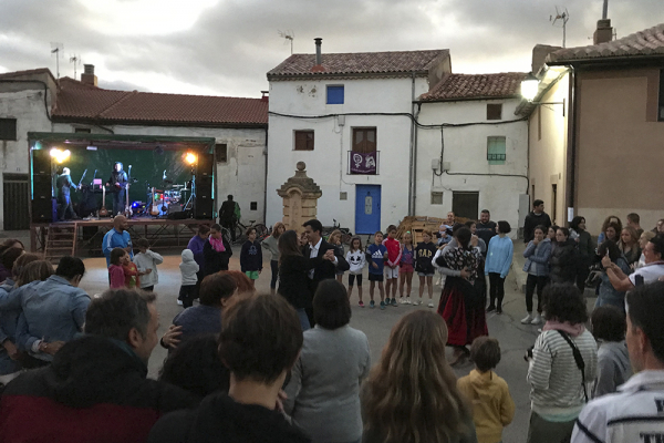 Fiestas de Valdelagua del Cerro (Soria) en fotografía de Jacobo García Perate.