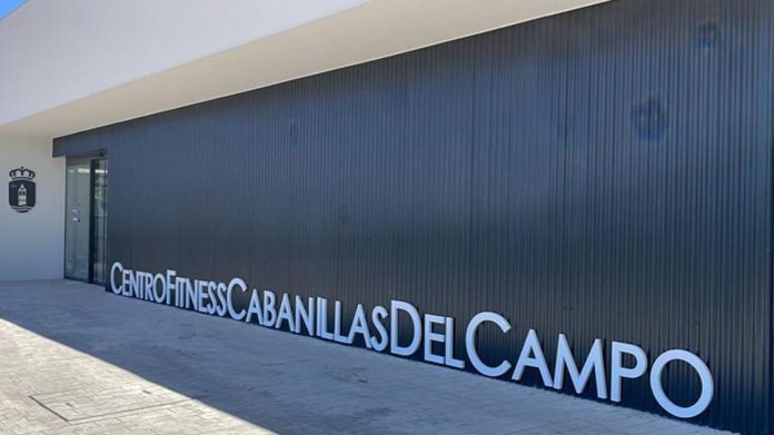 Exterior del Centro Fitness de Cabanillas del Campo.