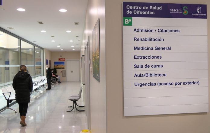 Interior del centro de salud de Cifuentes el 29 de diciembre de 2022, día de su apertura.