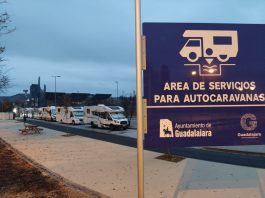 El parking de caravanas de Guadalajara, al amanecer del 6 de diciembre de 2022. (Foto: La Crónic@)