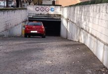Acceso al parking de la calle del Ferial en diciembre de 2022. (Foto: La Crónic@)