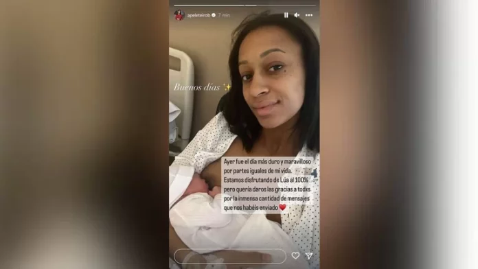 Peleteiro y su hija, en la imagen dada a conocer por la madre en sus redes sociales.