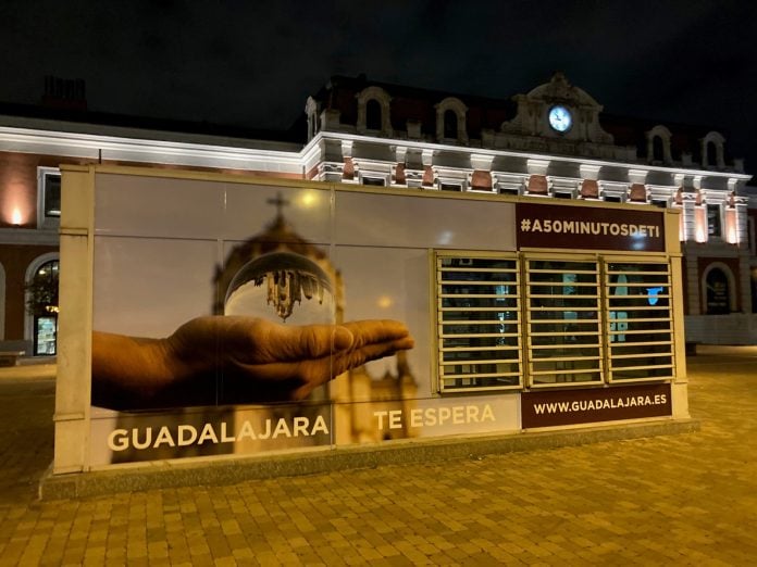 Publicidad de Guadalajara en Madrid en diciembre de 2022.