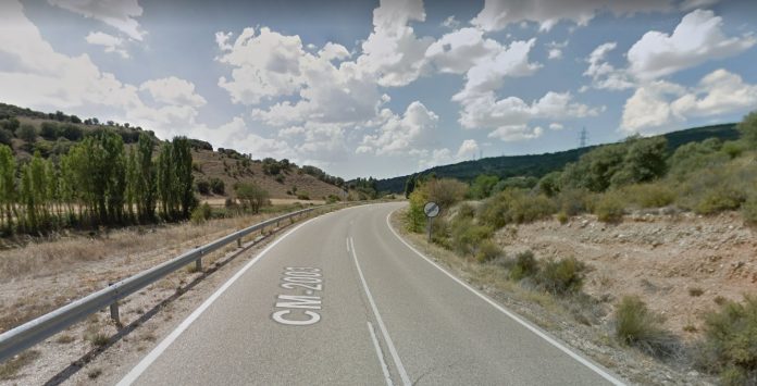 A esta altura de la CM-2003, en el término de Fuentenovilla se ha producido el moral accidente del 29 de enero de 2023. (Foto: Google Maps)