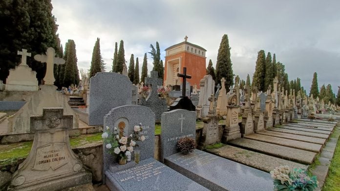 Uno de los patios más antiguos del cementerio de Guadalajara, a finales de 2022. (Foto: La Crónic@)