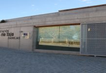 Exterior del Centro de Interpretación del Alto Tajo en Zaorejas.