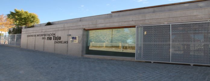 Exterior del Centro de Interpretación del Alto Tajo en Zaorejas.