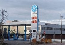 El gasóleo está en mínimos desde el inicio de la guerra en Irán Gasolinera, en una imagen de archivo.