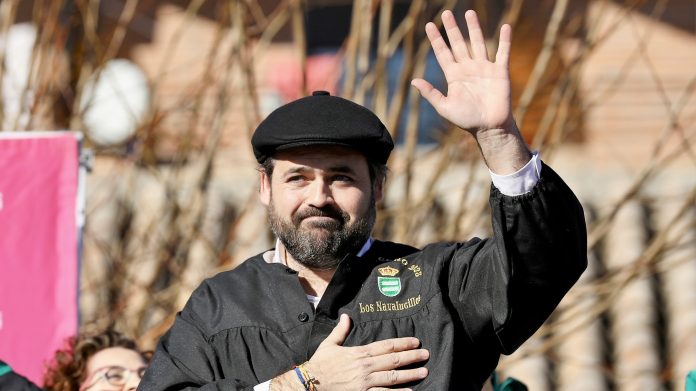 Núñez, tras ser nombrado 'matancero de honor' en Los Navalucillos, aboga por el mantenimiento de la tradiciones PP 04/2/2023