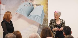 Rosa María García Ruiz en la presentación de su libro.