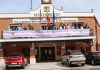 Bandera trans en el Ayuntamiento de Azuqueca, el 31 de marzo de 2023.