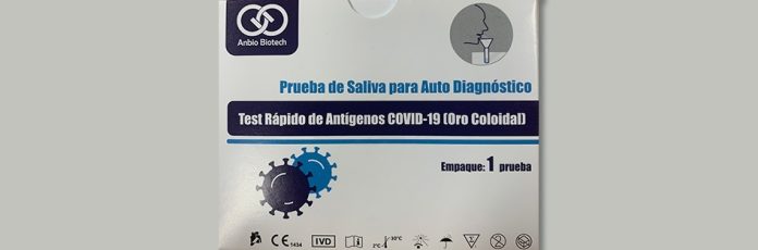 Test rápido de antígenos de COVID-19 de la compañía Anbio que ha sido retirado por la presencia de la bacteria 'Pseudomonas aeruginosa'.