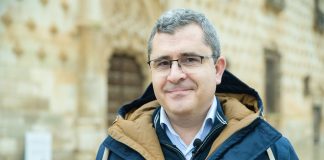 Los secretarios e interventores están hartos de tanta interinidad… y alarmados por el «coladero» que se anuncia El presidente de COSITAL-CLM, Rafael Santiago. (Foto: EP)