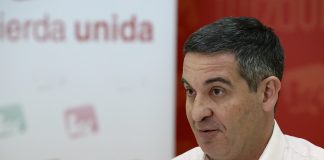 El candidato de IU a la Alcaldía de Ciudad Real, Ángel Aguas. (Foto: EP)