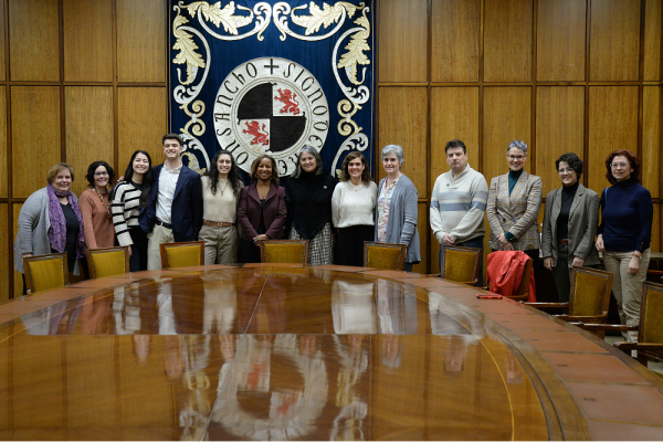 Acuerdo entre IBM y la Universidad de Alcalá.
