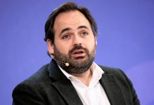 Paco Núñez, durante su intervención este sábado en Azuqueca.