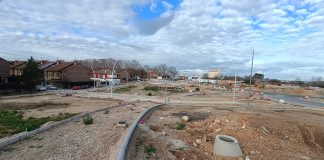 Cortes de tráfico en el puente del río Obras en los alrededores del puente del Henares. El SUE-30, en enero de 2023. (Foto: La Crónic@)