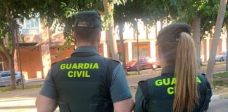 Agentes de la Guardia Civil en Azuqueca.