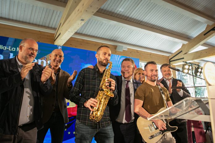 García-Page y otros dirigentes socialistas, este sábado en Cuenca.