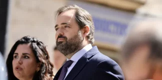 Paco Núñez en Sigüenza. La candidata del PP a la Alcaldía es Elena Tizón.