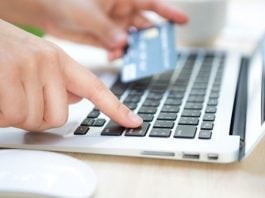 El pago con tarjeta por Internet puede tener consecuencias indeseadas.