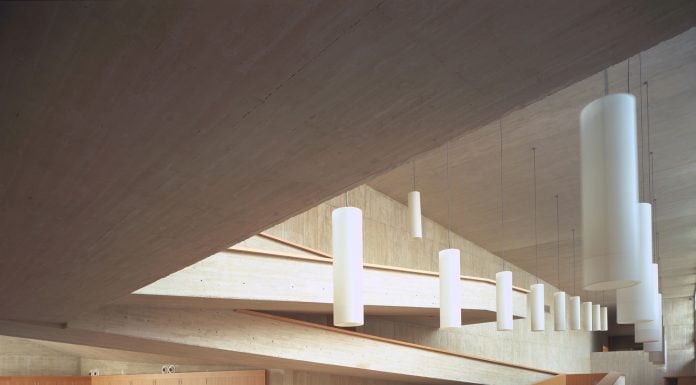 Vestíbulo del Teatro Auditorio Buero Vallejo.