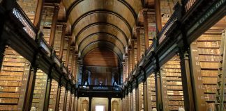 La sala larga de la Old Library del Trinity College, en Dublín. (Foto: La Crónic@)