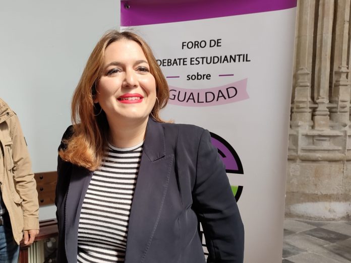 Ángela Rodríguez, secretaria de Estado, fue la encargada de desvelar la creación de esa nueva app de control horario de las tareas domésticas.