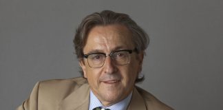 Hermann Tertsch este lunes en Azuqueca, en apoyo de Vox Hermann Tertsch