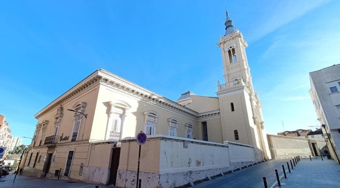 Nuevo aviso por calor este viernes en Guadalajara, sin riesgo de tormentas Desde mediados del siglo pasado, el colegio Marista de Guadalajara ocupa este palacete del centro de la ciudad, levantado sobre planos de Velázquez Bosco. (Foto: La Crónic@)