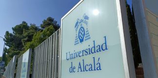 Exterior del campus de la Universidad de Alcalá en Guadalajara, en la calle Madrid en mayo de 2023. (Foto: La Crónic@)