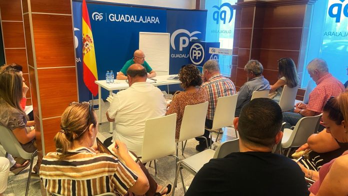 Curso de formación de concejales en la sede del PP de Guadalajara.
