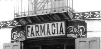 Farmacia de Alcolea del Pinar, una de las imágenes recogidas en esta muestra.