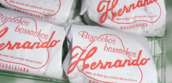 bizcochos-borrachos-hernando Los bizcochos borrachos de Guadalajara han ido siempre unidos a la familia Hernando, en la capital, aunque se pueden encontrar por toda la provincia.