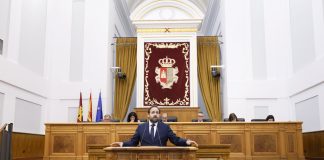 Paco Núñez, durante su intervención en el debate de investidura, el 6 de julio de 2023.