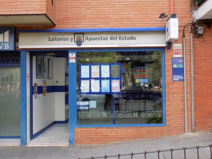 Administración de Loterías nº 2 de Azuqueca de Henares.