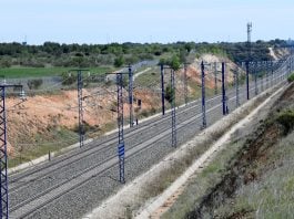 Tramo de la línea de alta velocidad entre Madrid y Barcelona. (Foto: Adif)