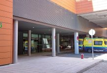 Entrada a las Urgencias del Hospital de Guadalajara. (Foto: La Crónic@)