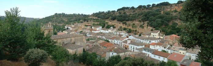 Vista general de Yélamos de Arriba.