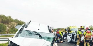 Accidente en la N-320. (Foto: Bomberos de Guadalajara)