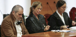 El asesino confeso de Nicoleta en la primera sesión del juicio por el crimen cometido en Alovera.