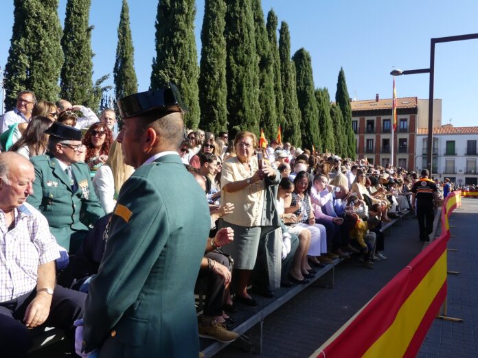 Tribunas del público en el acto celebrado por la Guardia Civil este 12 de octubre de 2023 en Guadalajara.