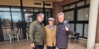 Ortega Cano y Manuel Fernández junto con Miguel Redondo, este viernes en la residencia de Cabanillas del Campo.