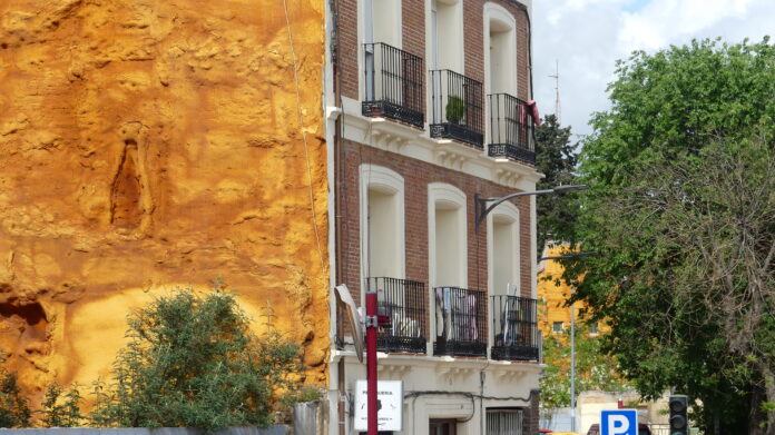 Viviendas en Guadalajara, entre solares. (Foto: La Crónic@)