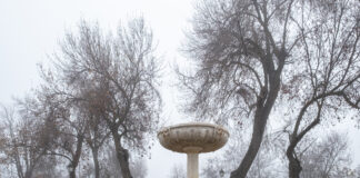 La fuente más conocida de Guadalajara, la "de la Niña", en fotografía de Juan Luis García Gómez.