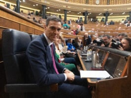 Pedro Sánchez, en la sesión de investidura. (Foto: EP)
